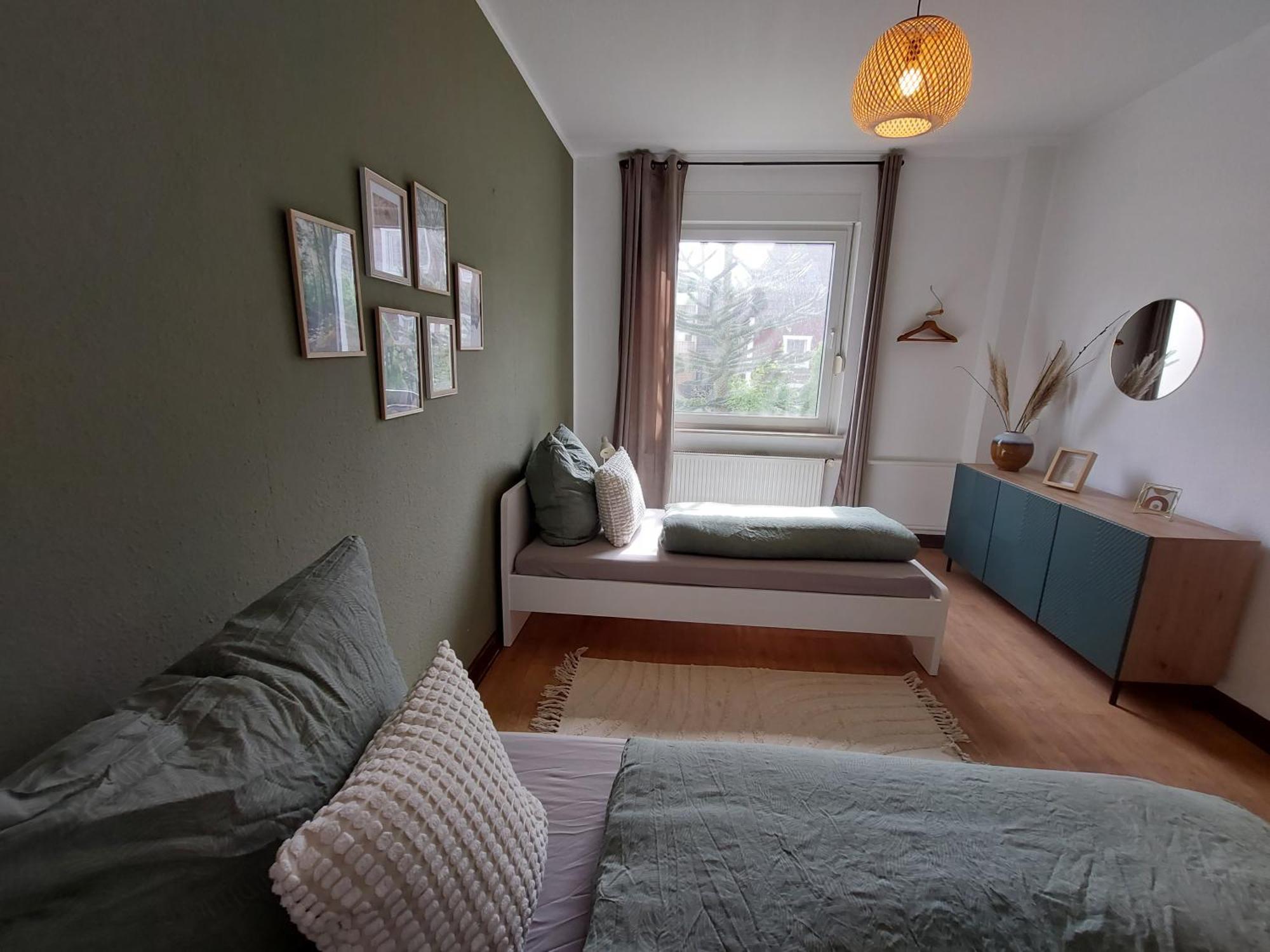 Cozy Home, 7 Beds, Wifi, Kitchen, Balcony, Bielefeld Center Exterior photo